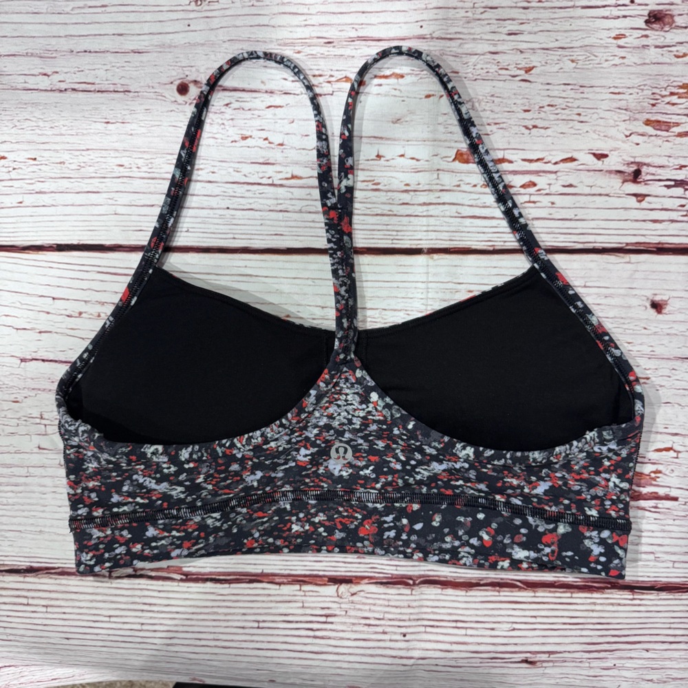 Lululemon Flow Y Bra Nulu Light Support, A–C Cups in Water Blossom Multi Sz 8 - Picture 5 of 8